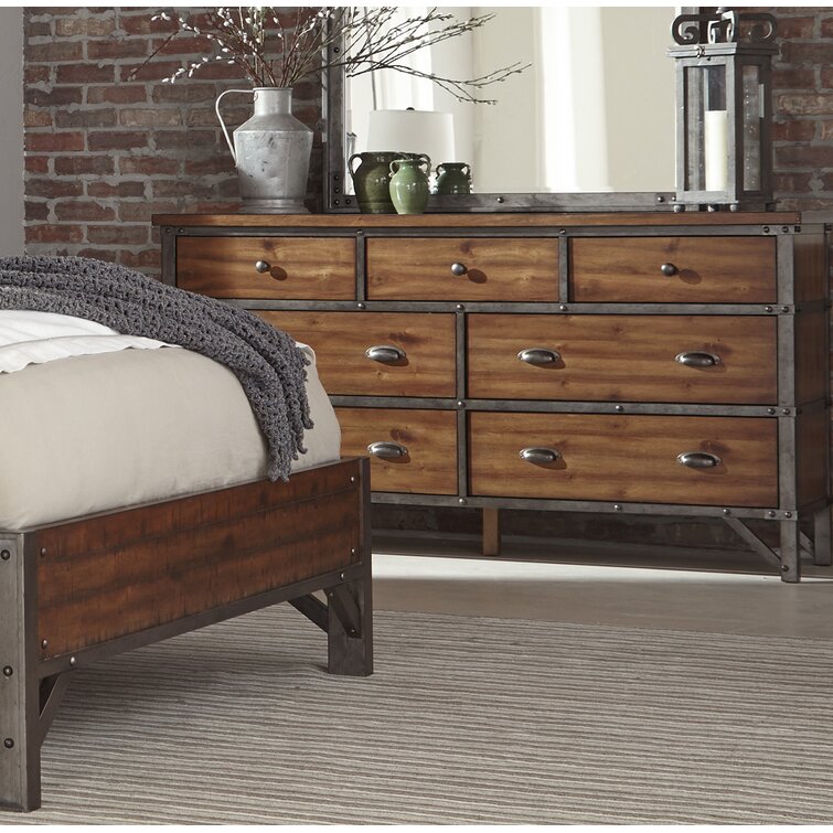 Haverhill 7 - Drawer Dresser